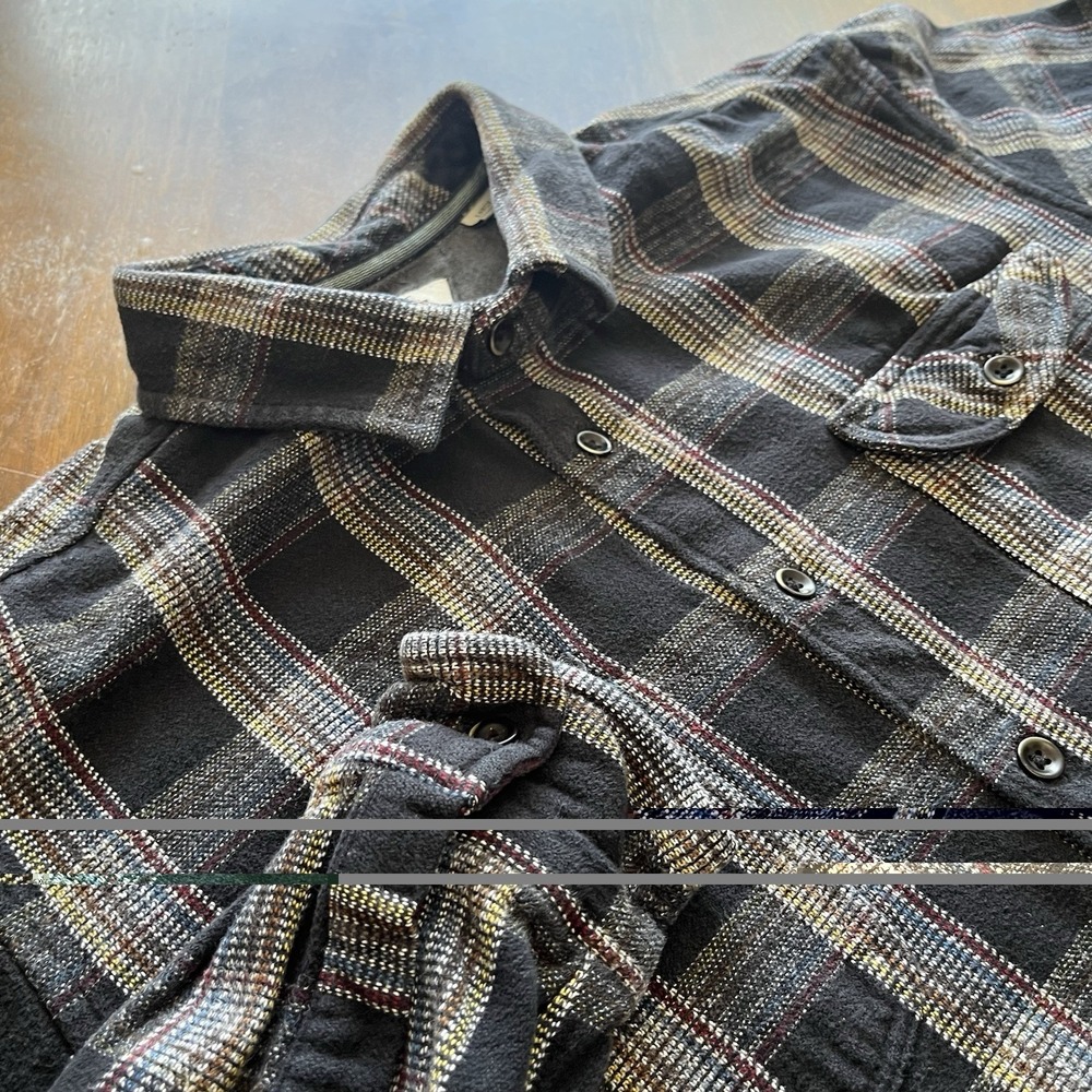 Vissla Eco-Zy Polar Flannel Men's L Long Sleeve Black Plaid Soft Shirt M511NSOC
